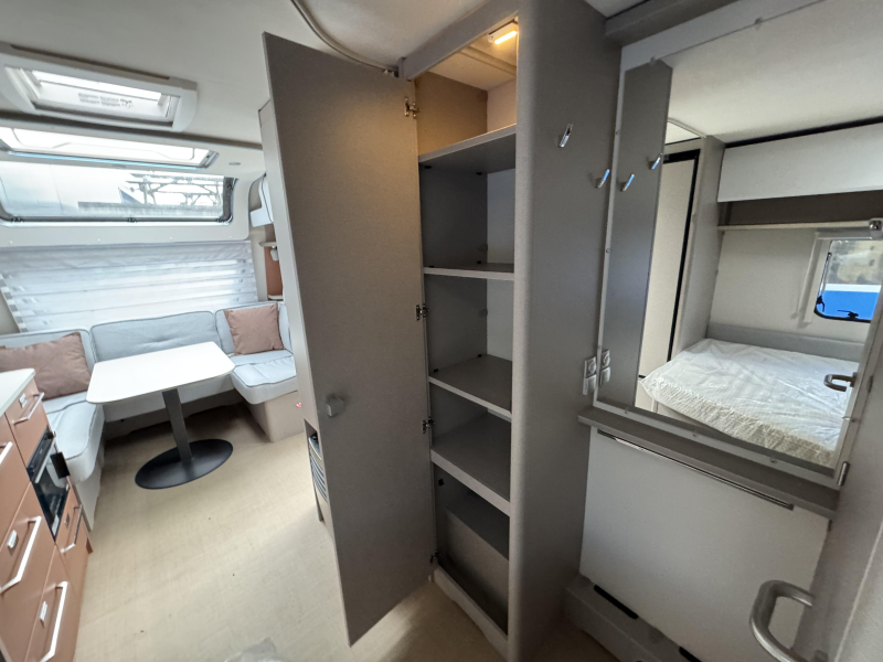 Bürstner Averso Harmony Line 465 TS incl Mover 
