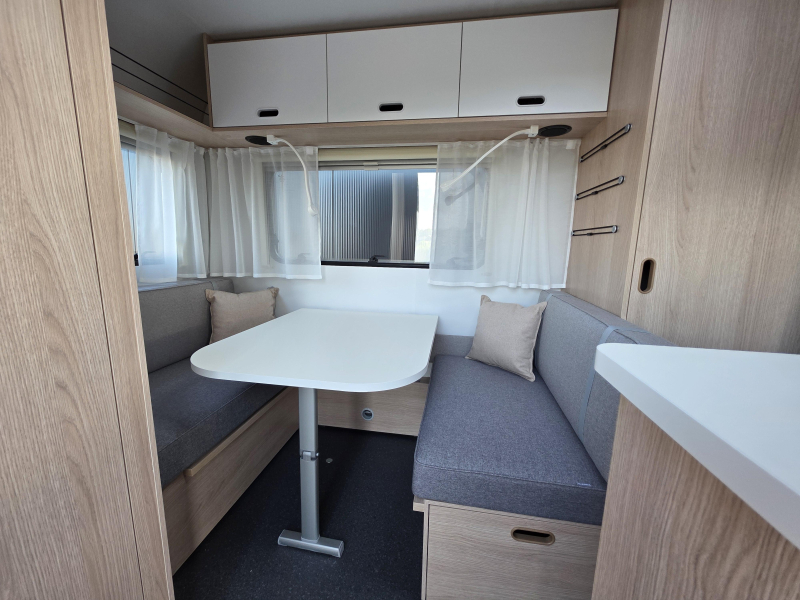 Adria Aviva 400 PS 