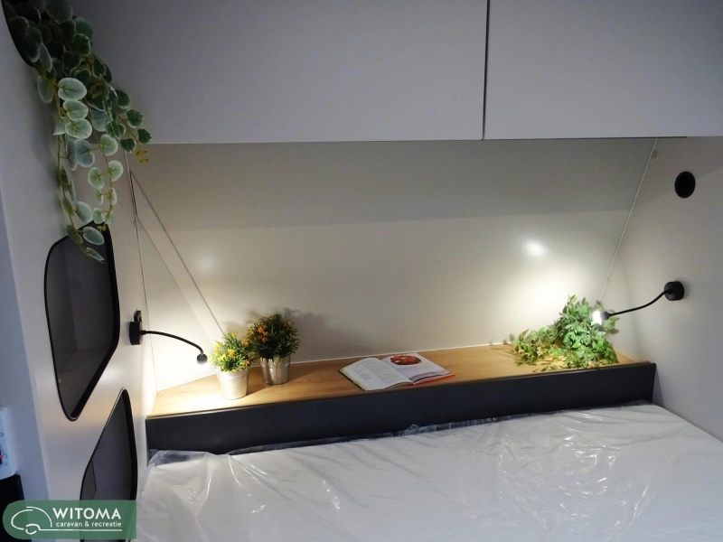 Knaus Yaseo 500 DK € 6.610 Korting  foto: 10