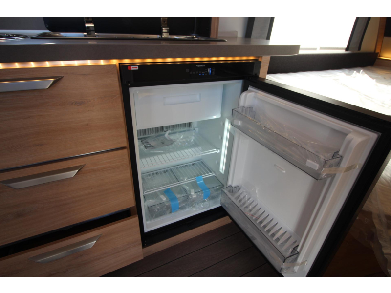 Knaus Sudwind Black Selection 450 FU Modeljaar 2027  foto: 14