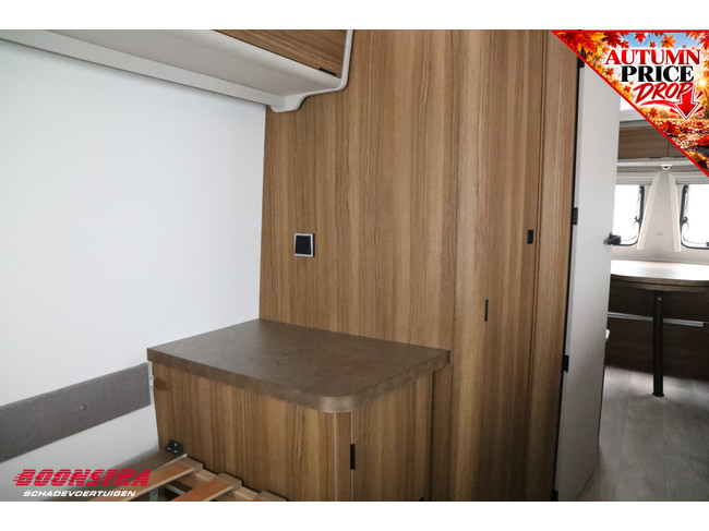 Eriba Touring 630 Legend Hefdak Luifel Dwarsbed Comfort Design Vloerverwarming foto: 18