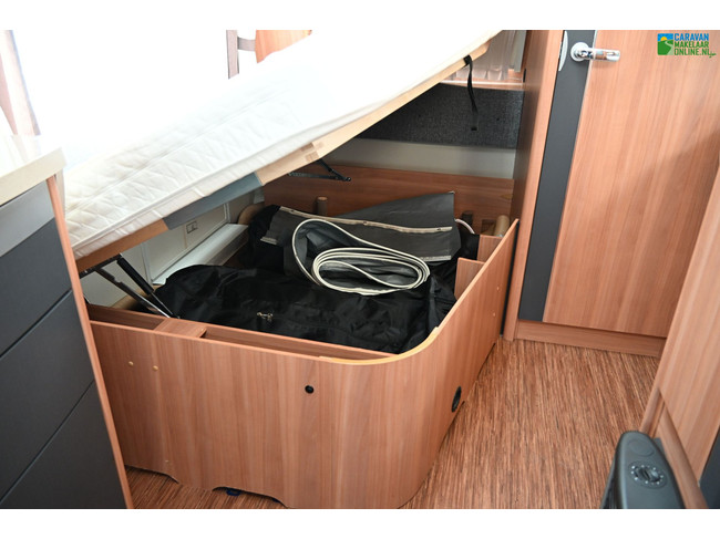 Hobby De Luxe 460UFe foto: 23