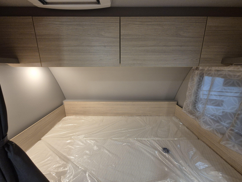 Weinsberg CaraCito 500 QDK Stapelbedden en douche!  foto: 12