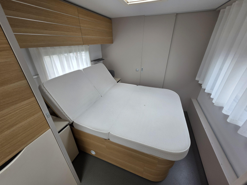 Adria Adora 613 UT Isabella voortent  foto: 5