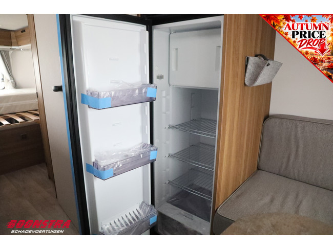 Eriba Touring 630 Legend Hefdak Luifel Dwarsbed Comfort Design Vloerverwarming foto: 15