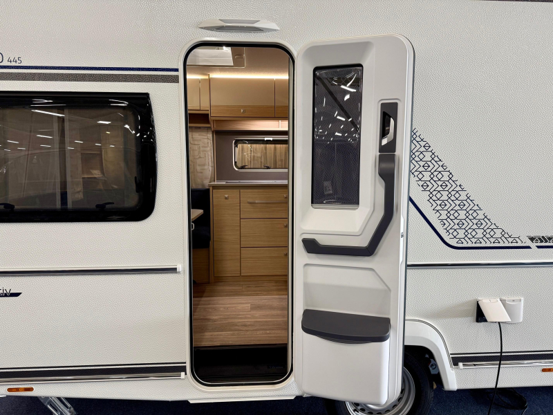 Fendt Bianco Activ 445 SFB modeljaar 2026 