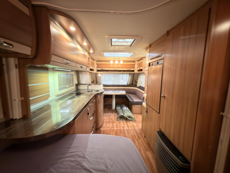 Knaus Sudwind Exclusive 580 UF mover+voortent+bankairco  foto: 10