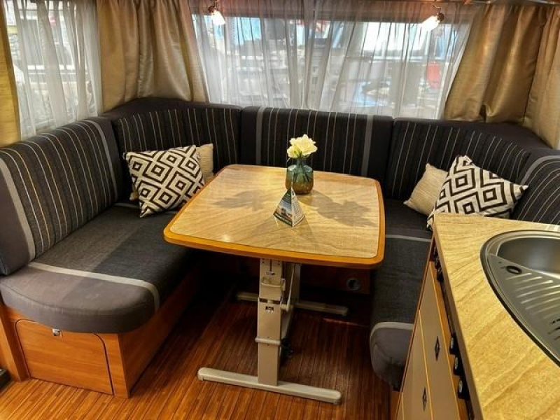 Dethleffs Camper 470 FR mover, fietsendrager 