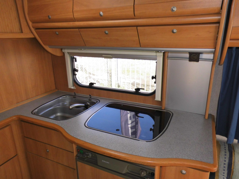 Swift Toscane 490 CF Mover, luifel  foto: 4