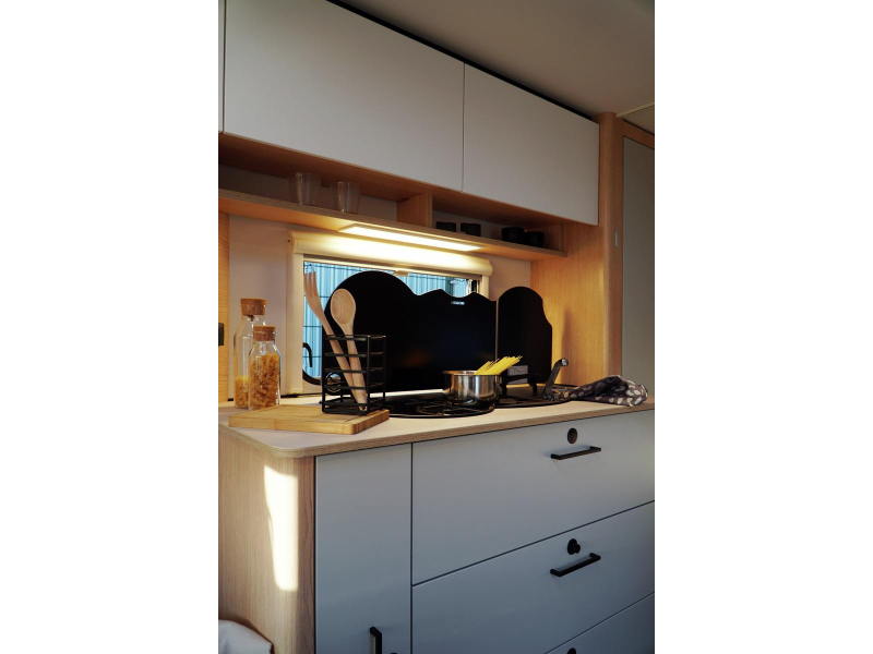 LMC Sassino 460 E model 2027, enkele bedden  foto: 6