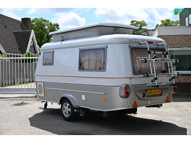Eriba Touring Triton 420GT foto: 2