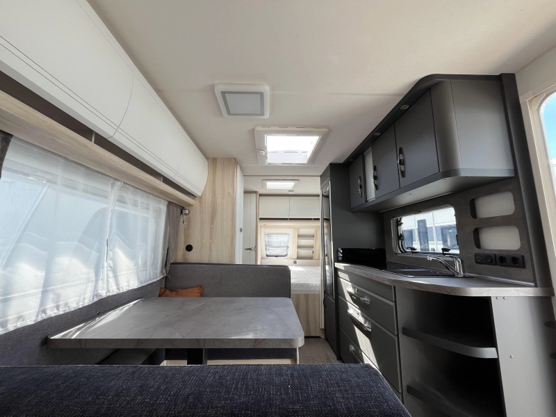 Hobby De Luxe 540 KMFE 1800kg - reservewiel  foto: 6