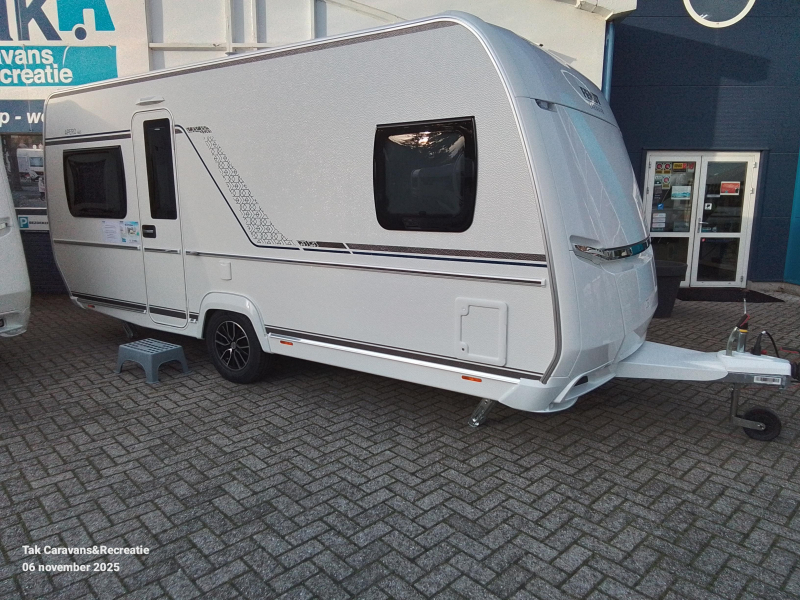 Fendt Apero 465 SFB middenkeuken en Frans bed  foto: 1