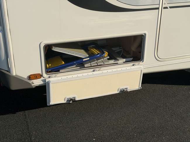 Knaus SUDWIND 450 FU silverselection