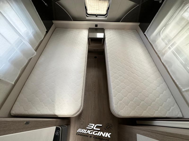 Hobby Prestige 540 UL ENKEL BED MOVER LUIFEL  foto: 7