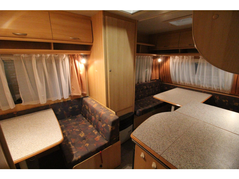 Dethleffs Camper 420 T Mover, Panoramaluifel,  foto: 6