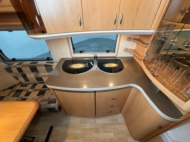 Hobby De Luxe 460 UFe foto: 18