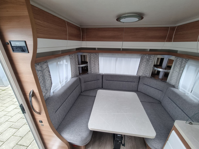 Hobby DE LUXE 540 UL