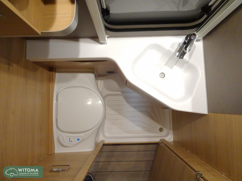 Knaus Sudwind Black Selection 460 EU 50 jaar Witoma voordeel!  foto: 14