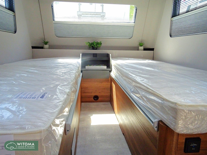 Eriba Novaline 470 Geen levertijd!  foto: 12