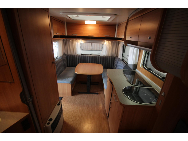 Knaus Sport 450 FU Rondzit, Voortent,  foto: 9