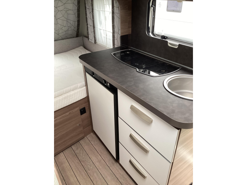 Knaus Sport Silver Selection 400 QD mover,airco,luifel  foto: 8