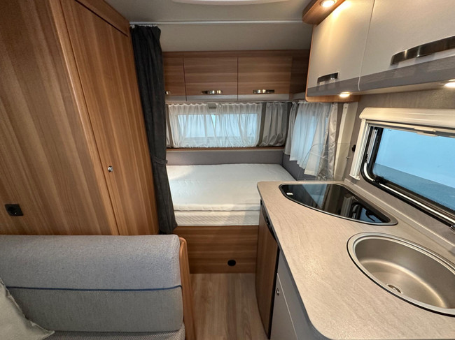 Weinsberg 390 QD CaraOne EDITION (HOT) foto: 17