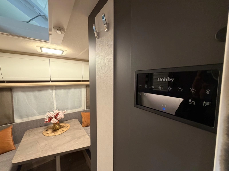 Hobby De Luxe 400 SFE ACTIEPRIJS!  foto: 10