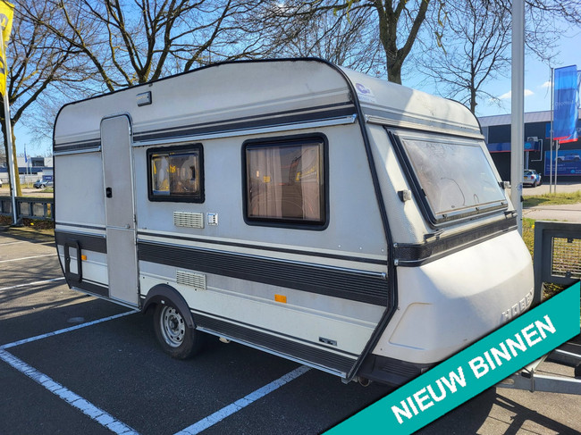 Hobby 420 Prestige incl. voortent foto: 1