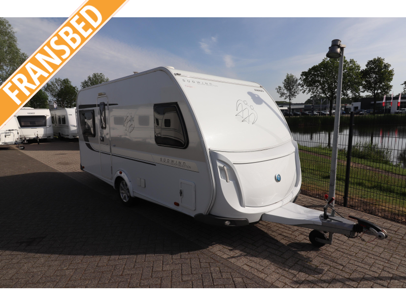 Knaus Sudwind Silver Selection 450 FU Mover Vloerverwarming  foto: 0