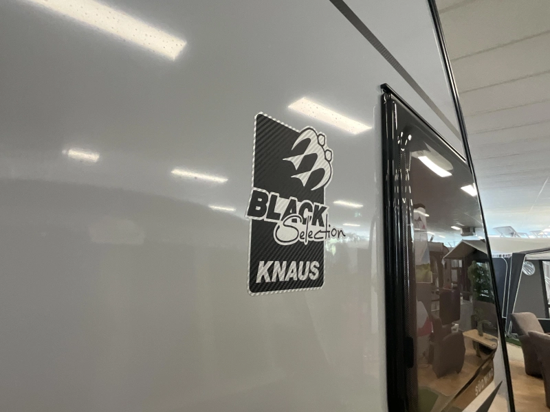 Knaus Sudwind Black Selection 450 FU VLOERVERW-MOVER  foto: 2