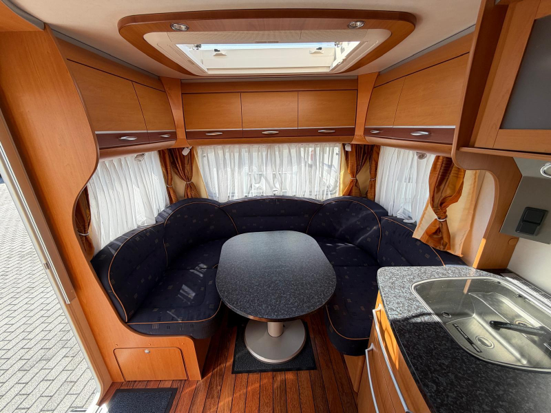 Dethleffs Beduin Emotion 485 DB Met Luifel en Isabella VT  foto: 6
