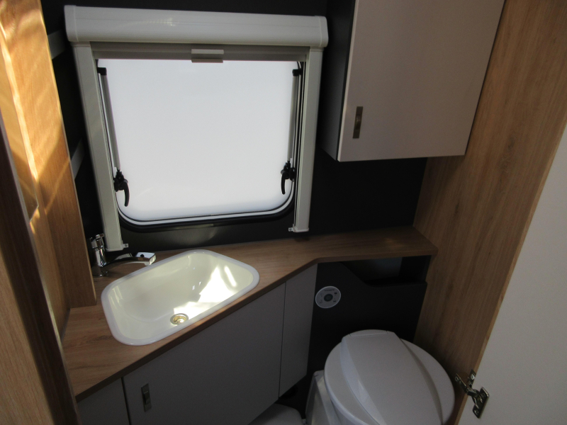 Knaus Sport Platinum 420 QD !! NIEUW BINNEN !!  foto: 10