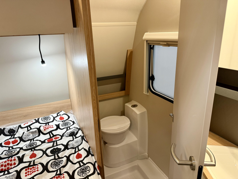 Knaus Sport 450 FU Actiemodel  foto: 6