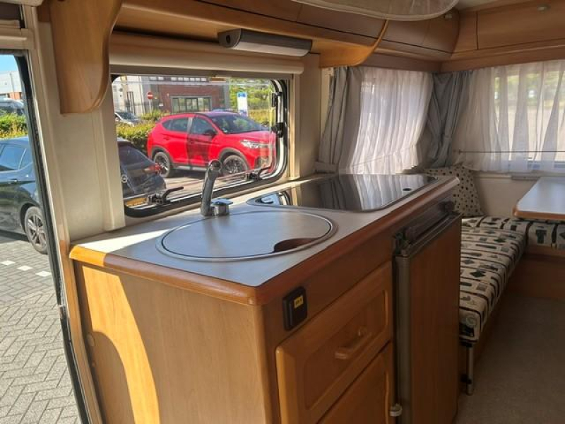 Eriba Touring Triton 430 GT  foto: 5