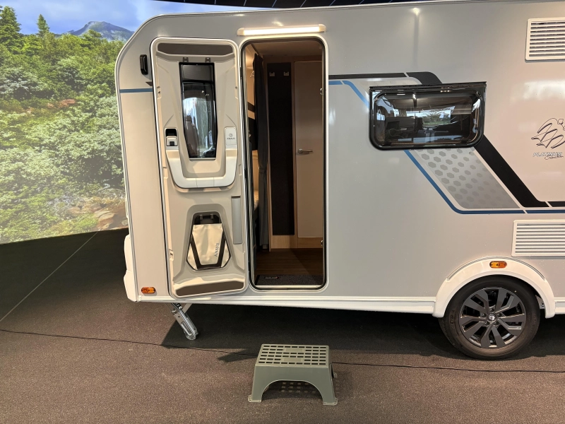 Knaus Sport Platinum 500 QDK stapelbed / dwarsbed  foto: 9