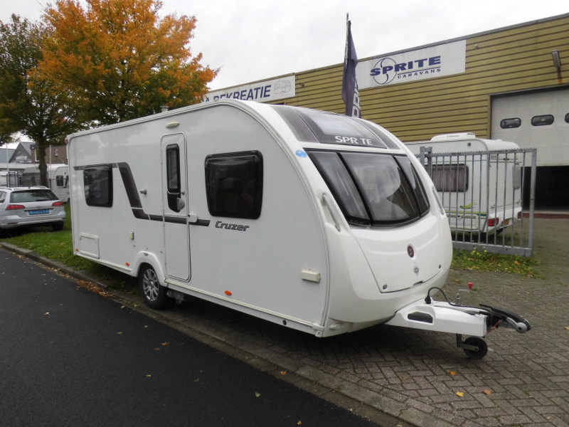 Sprite Cruzer 480 SR Mover, voortent. 
