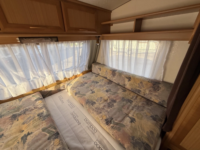 TEC Sprinter 450 Voortent en luifel  foto: 10