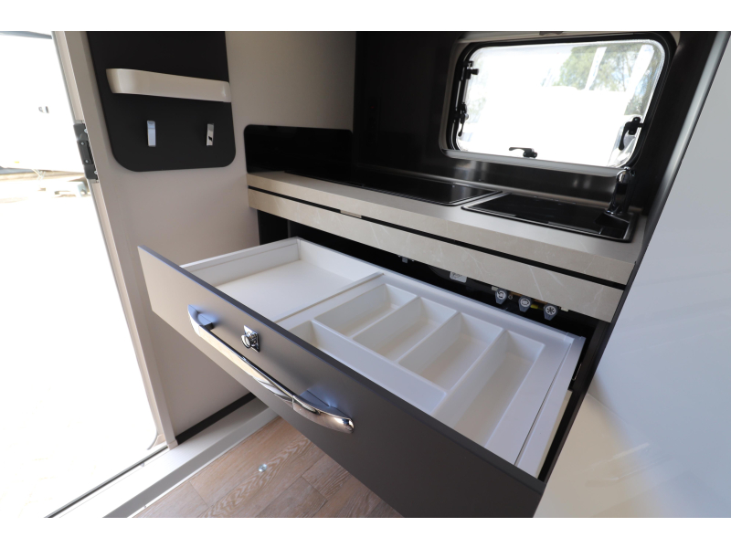 Hobby Excellent 460 SL Mover/ Luifel/ 2025  foto: 17