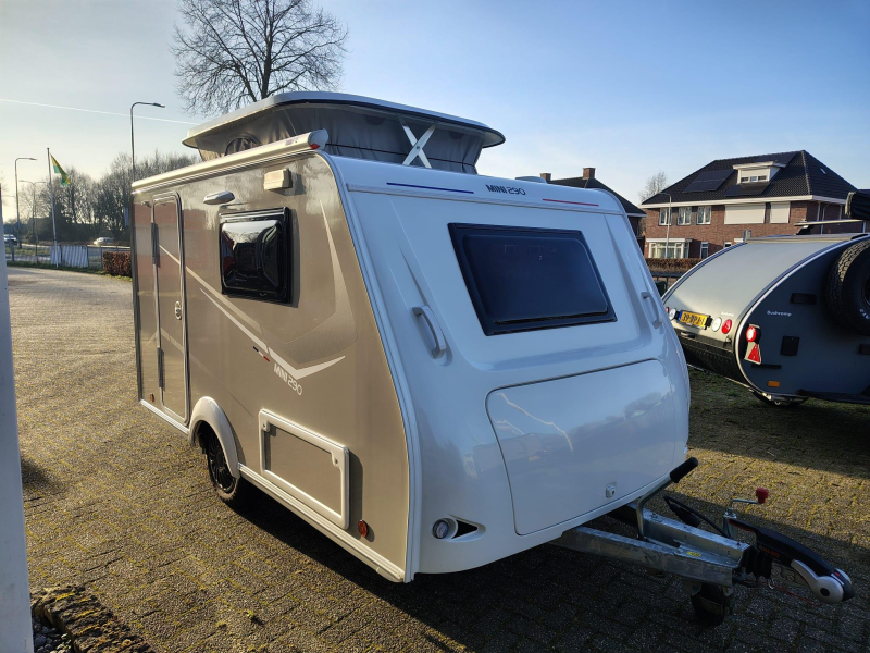 Trigano Mini Freestyle 290 nieuwstaat, mover, luifel  foto: 3