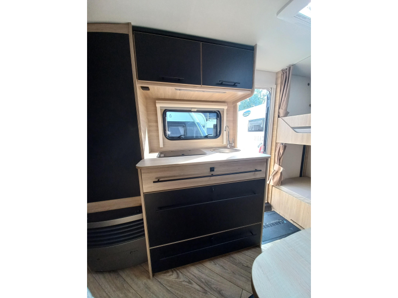 Caravelair Sport Line 476 mover-voortent-airco  foto: 8