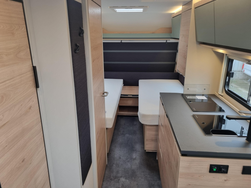Dethleffs Camper 460 EL  foto: 3