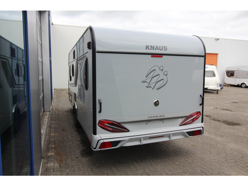 Knaus Sudwind Black Selection 540 UE Modeljaar 2027  foto: 3
