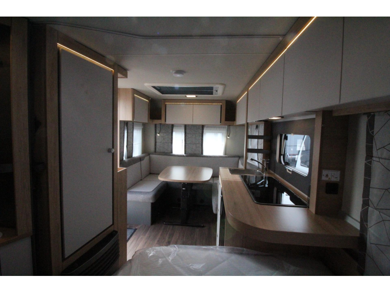 Knaus Sport 450 FU Actie model!  foto: 10
