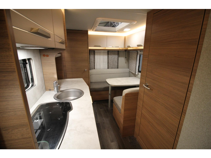 Knaus Sport 420 QD Mover, Thule 6300  foto: 8