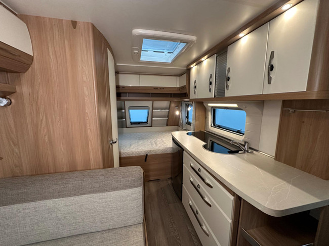 Hobby De Luxe 440 SF foto: 19