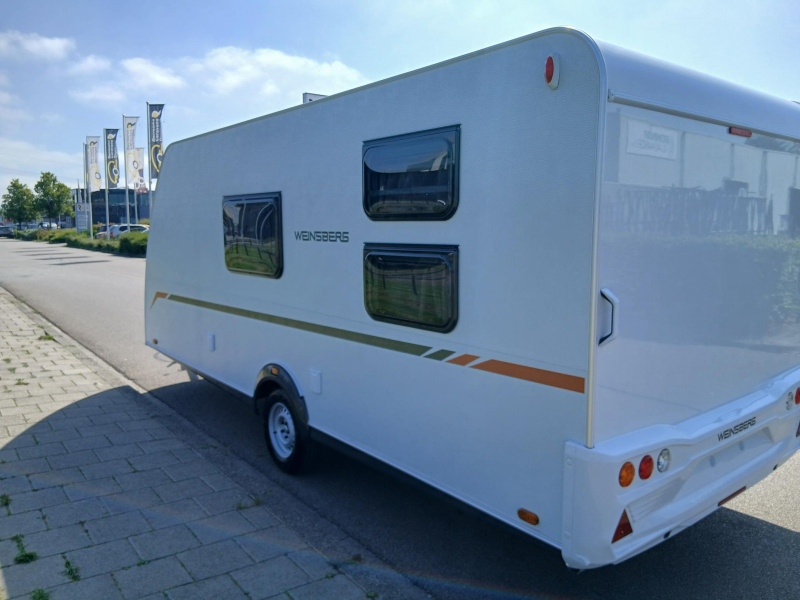 Weinsberg CaraCito 500 QDK Stapelbedden en douche!  foto: 3