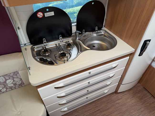 Hobby DE LUXE 460 UFE foto: 10