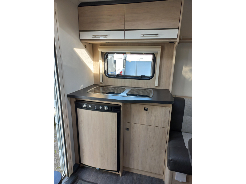 Caravelair Antares Style 410 mover-voortent  foto: 8