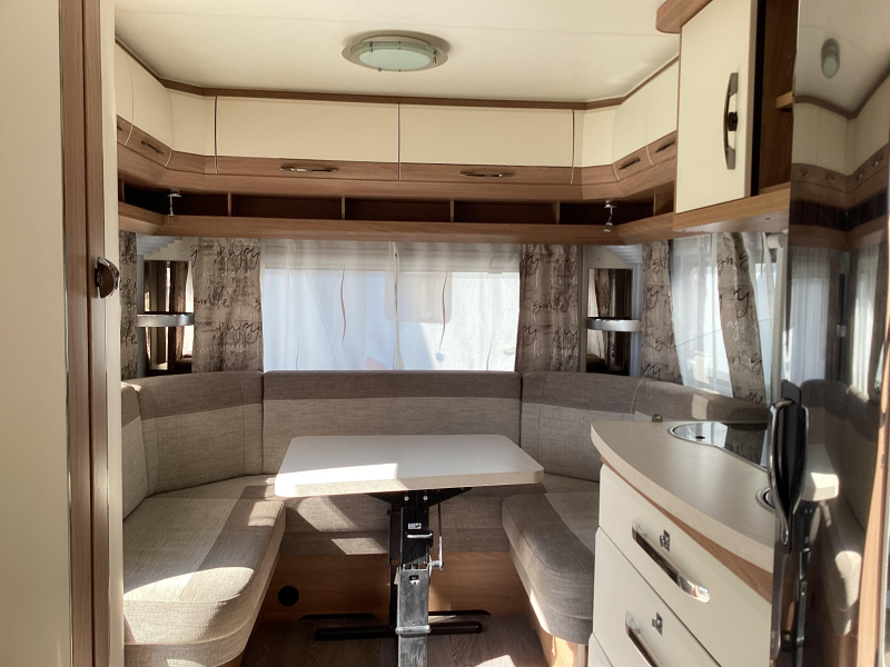 Hobby De Luxe 460 UFE omnistor  foto: 17